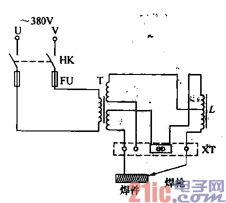 当合上刀丹关hk时,电捍机得电工作,当拉下刀开关hk时,电焊机